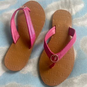 ‼️ NWT Juicy Couture Flipflops ‼️